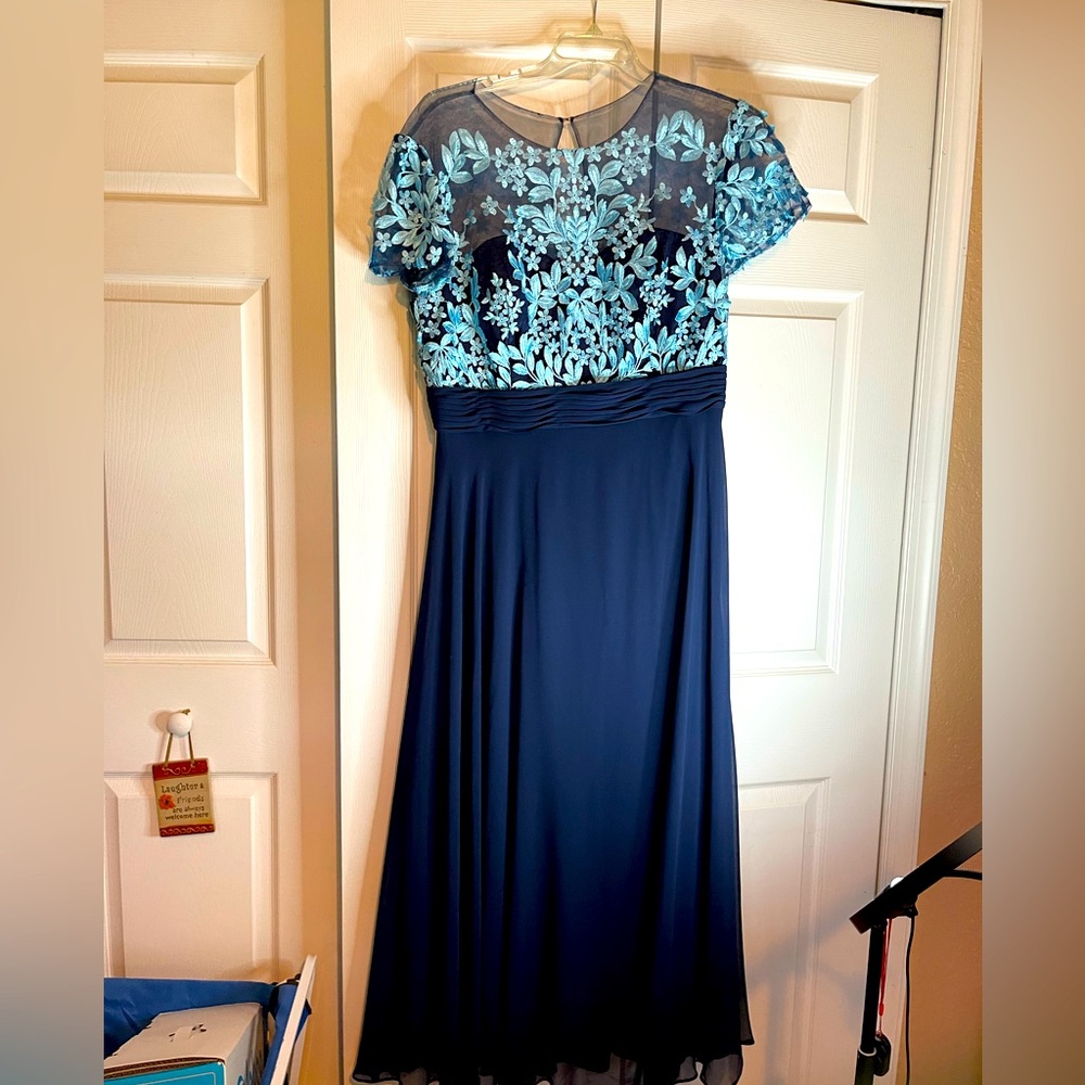 JC Collection, beautiful mother of the Bride/Groom dress